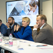 Fin 2024, l’État présentait un plan d’actions pour soutenir la compétitivité et l’emploi du secteur industriel vaudois, passant par la réactivation de son Fonds de soutien à l’industrie.