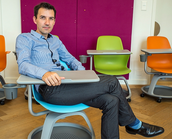 Raphaël Rollier (Swisscom) : Avec le commerce en ligne, « il faut une valeur ajoutée dans le magasin ». © ARC Jean-Bernard Sieber